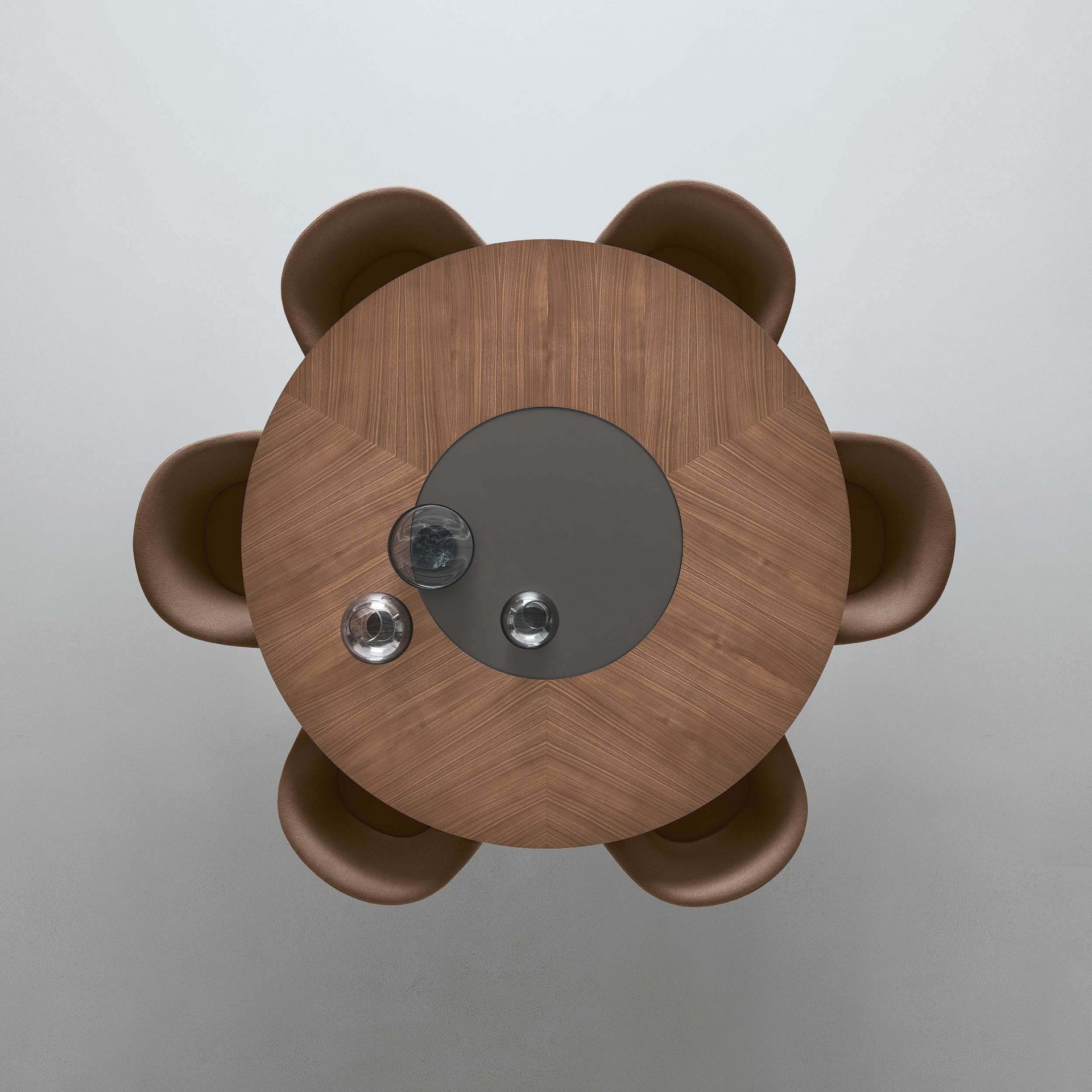 Manta table with lazy susan top