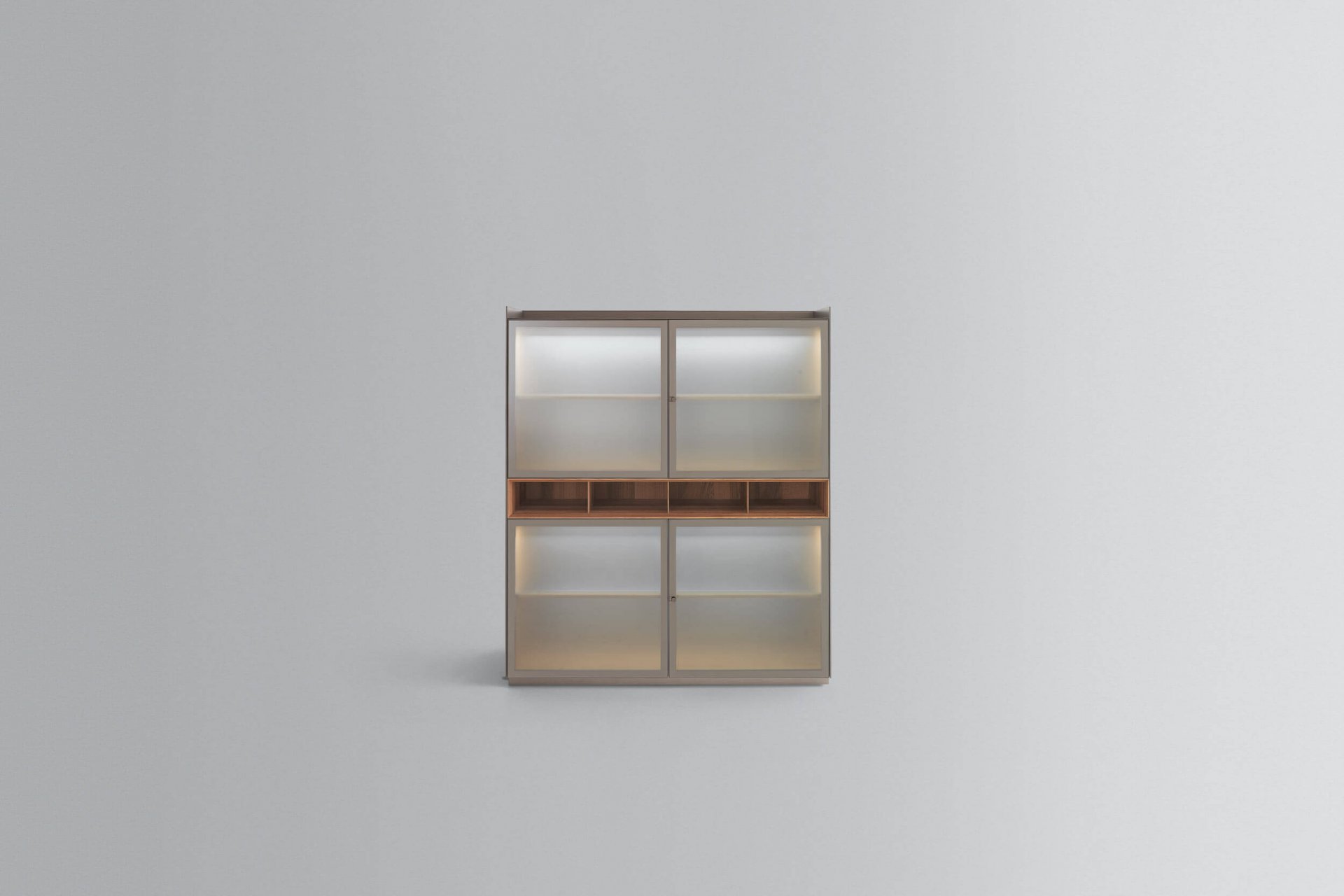 Modern Day System: Bookshelves, Display Cases & Sideboards | Rimadesio