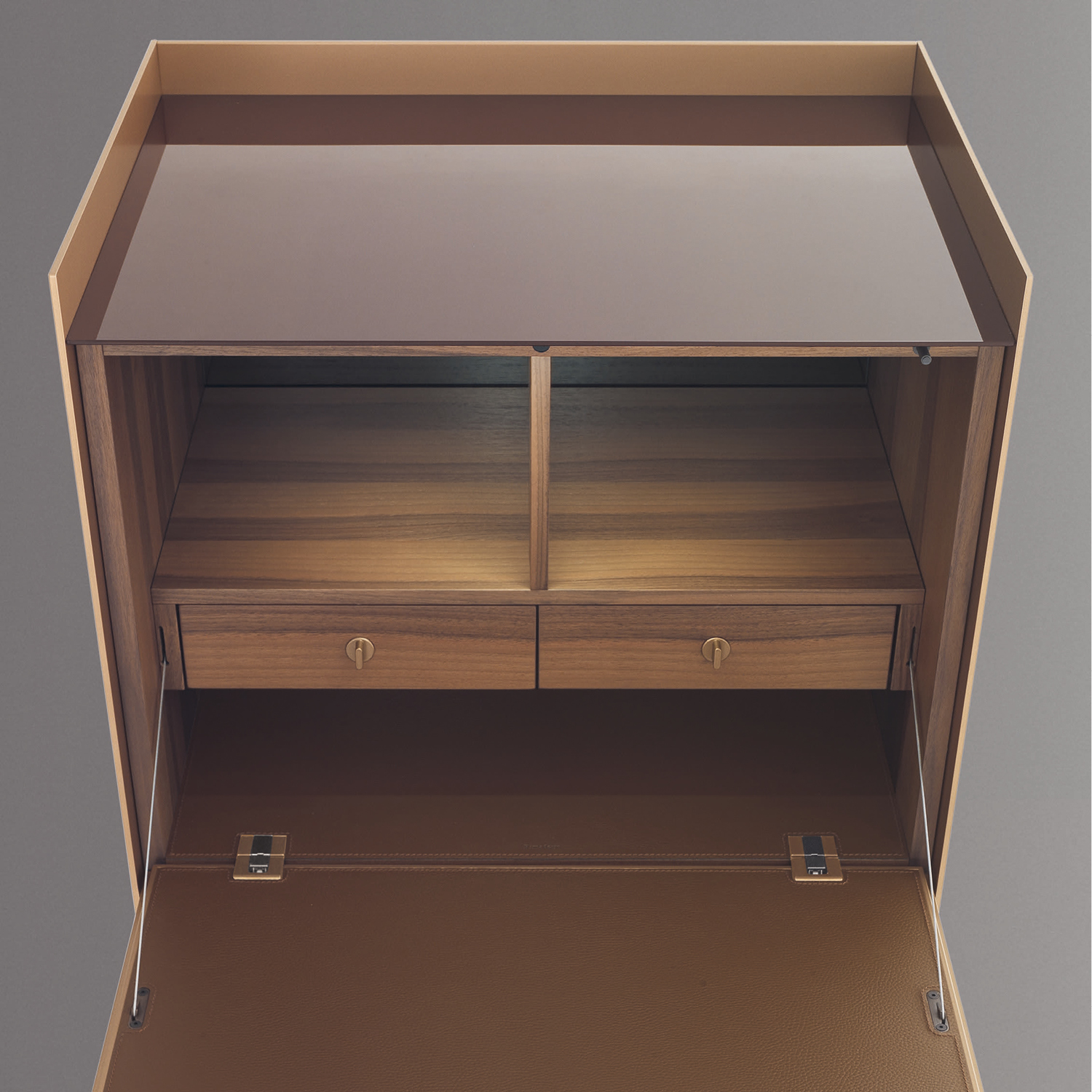 Self bold secretaire